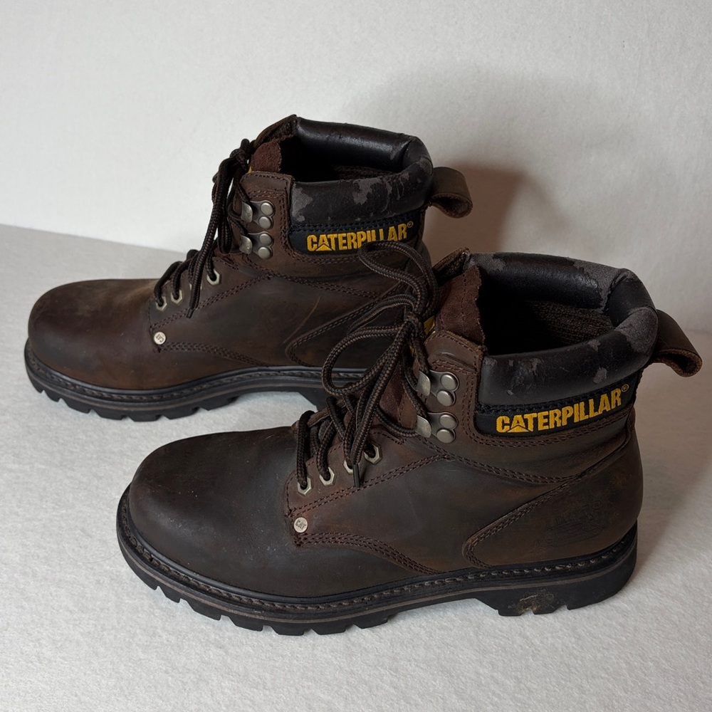 Caterpillar work boots, size 8 - Picture 2 of 10